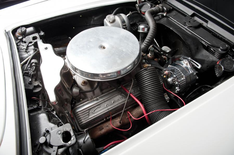  Chevrolet Corvette Convertible 1962 года  (фото 41 из 55)